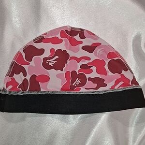 High Quality Silky Pink and Red Camouflage Wave Cap Comes Brand New In Packaging